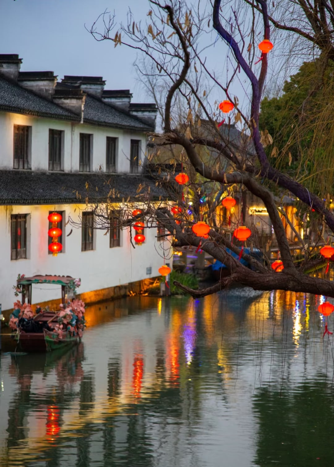 Suzhou 2-Day Ancient Elegance Tour: Water Towns & Timeless Gardens
