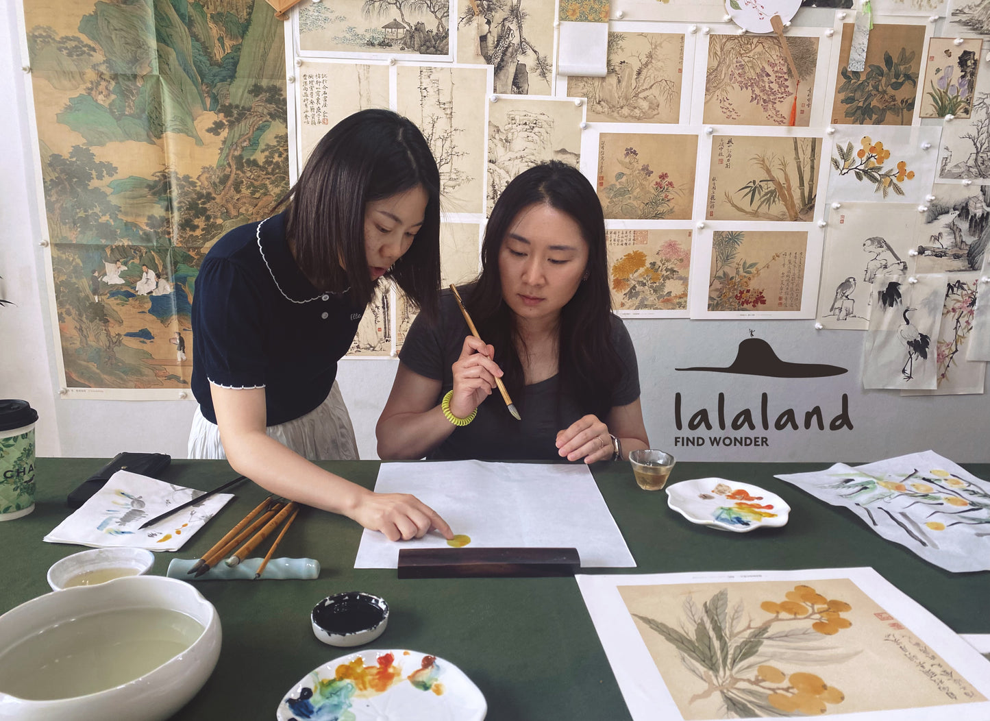 Chengdu only: Traditional Chinese Painting Experience