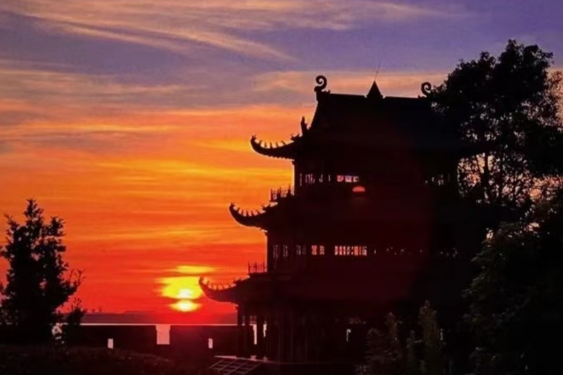 yuyang-tower-sunset