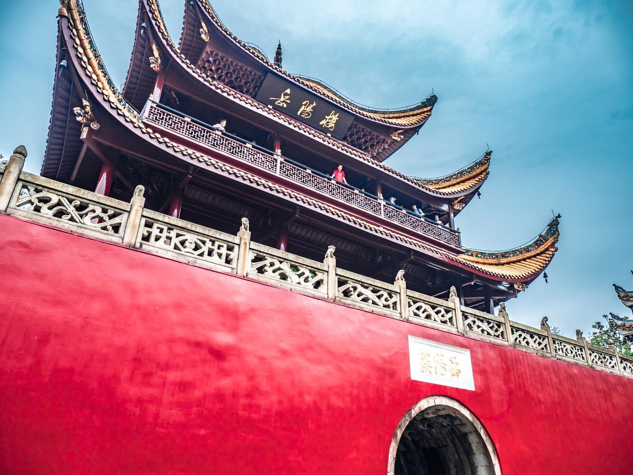 yueyuanglou-tower-view