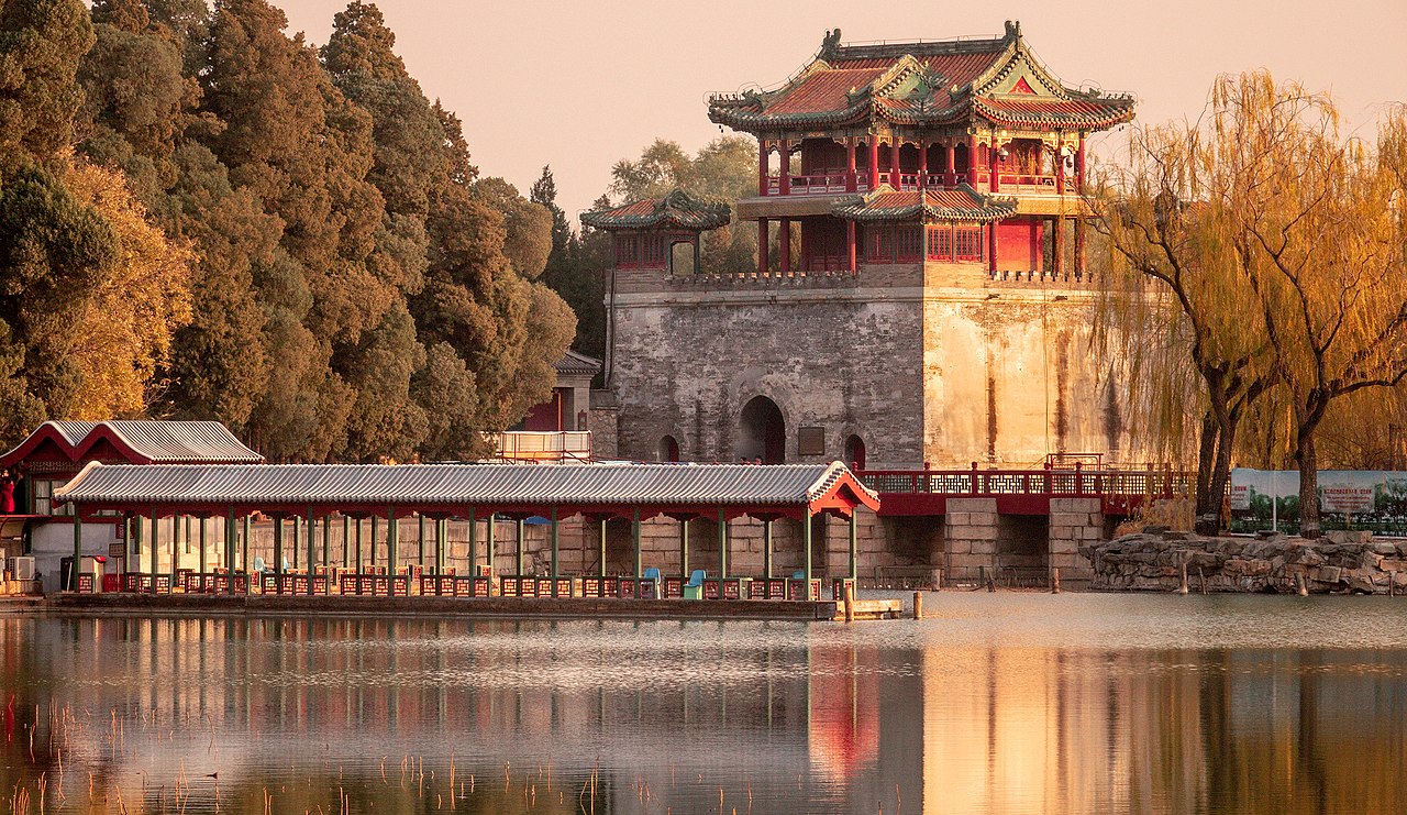The Ultimate Beijing Experience: Pandas Garden, Summer Palace Splendor, and Temple of Heaven Tranquility