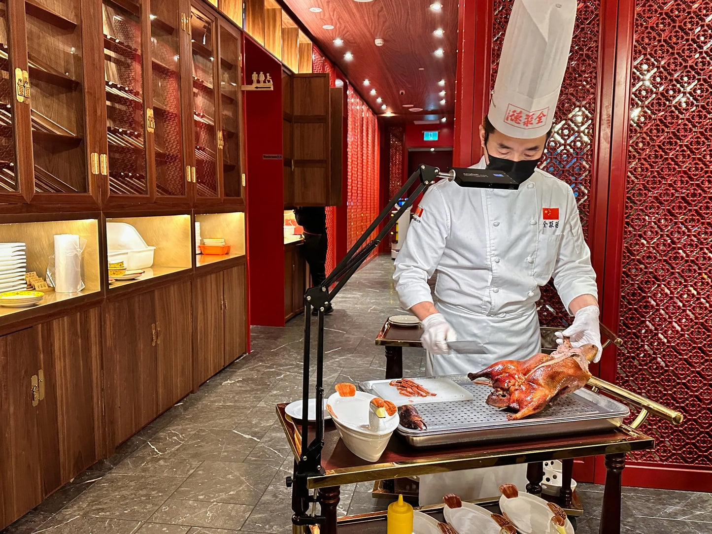 Beijing Nights: Fun-filled Custom Packages Unlock the Mysterious Darkness