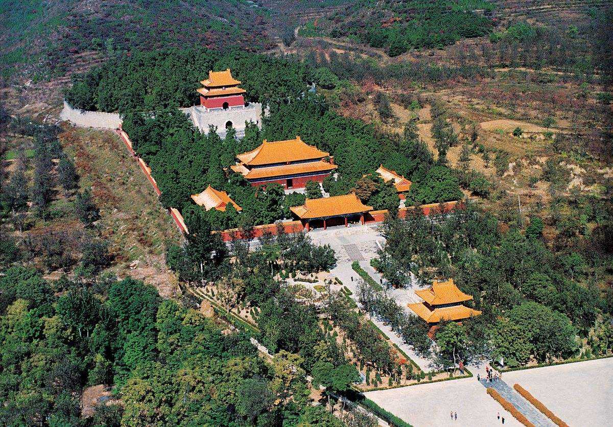 Beijing's Historical Gems: Private Tour to Mutianyu Great Wall and Ming Tombs