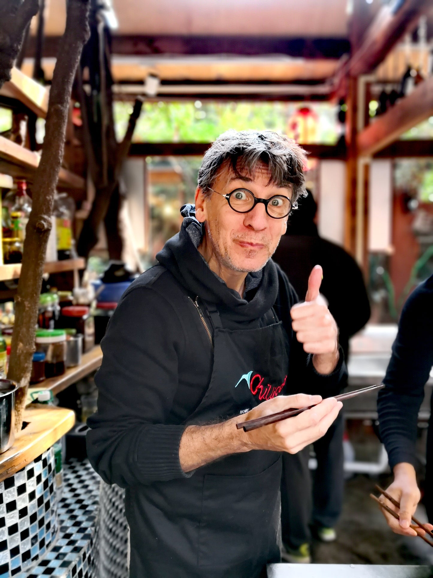 Chengdu: Half-Day Cooking Class with A Local Spice Market Visit