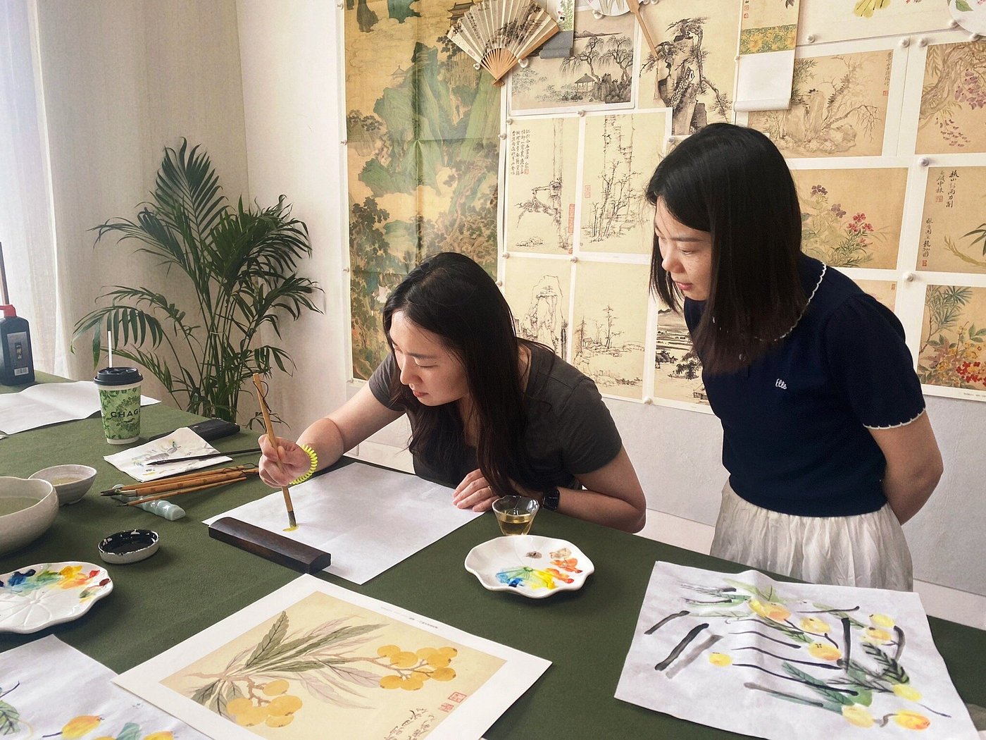 Chengdu only: Traditional Chinese Painting Experience