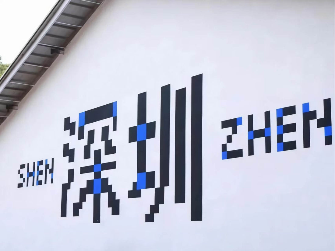 Shenzhen-tourist-wall