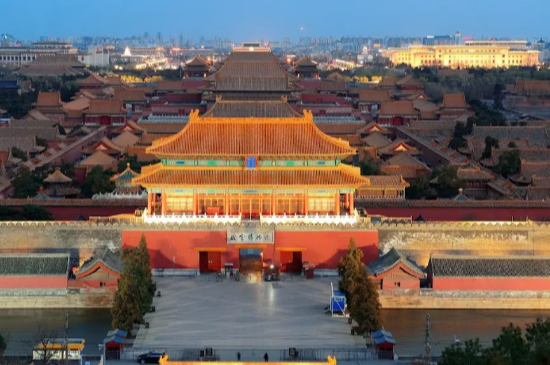 Plan Your Ultimate China Adventure: Flights, Essentials & Top Spots
