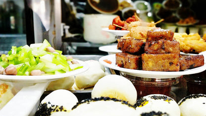 Beijing: Authentic Local Breakfast Tour in Center of Beijing