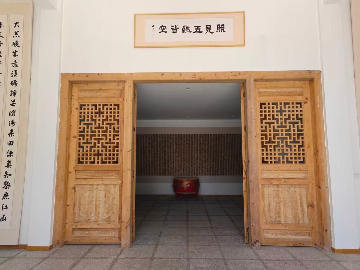 Pujiang: A Day of Reflection & Sutra Copying at Shixiang Temple