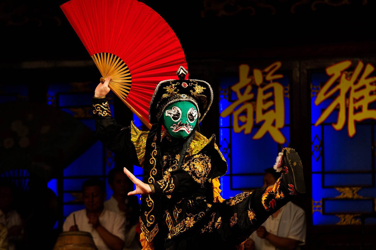 Shufeng Yayun Sichuan Culture Opera Show in Chengdu with Face-changing and Fire-breathing 